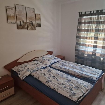 Rajmund Vendeghaz Villa Balatonkeresztúr Oda fotoğraf