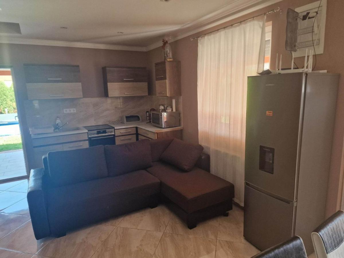 Rajmund Vendeghaz Villa Balatonkeresztúr Dış mekan fotoğraf